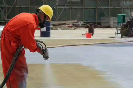 烟台彩色路面喷涂是一种为路面